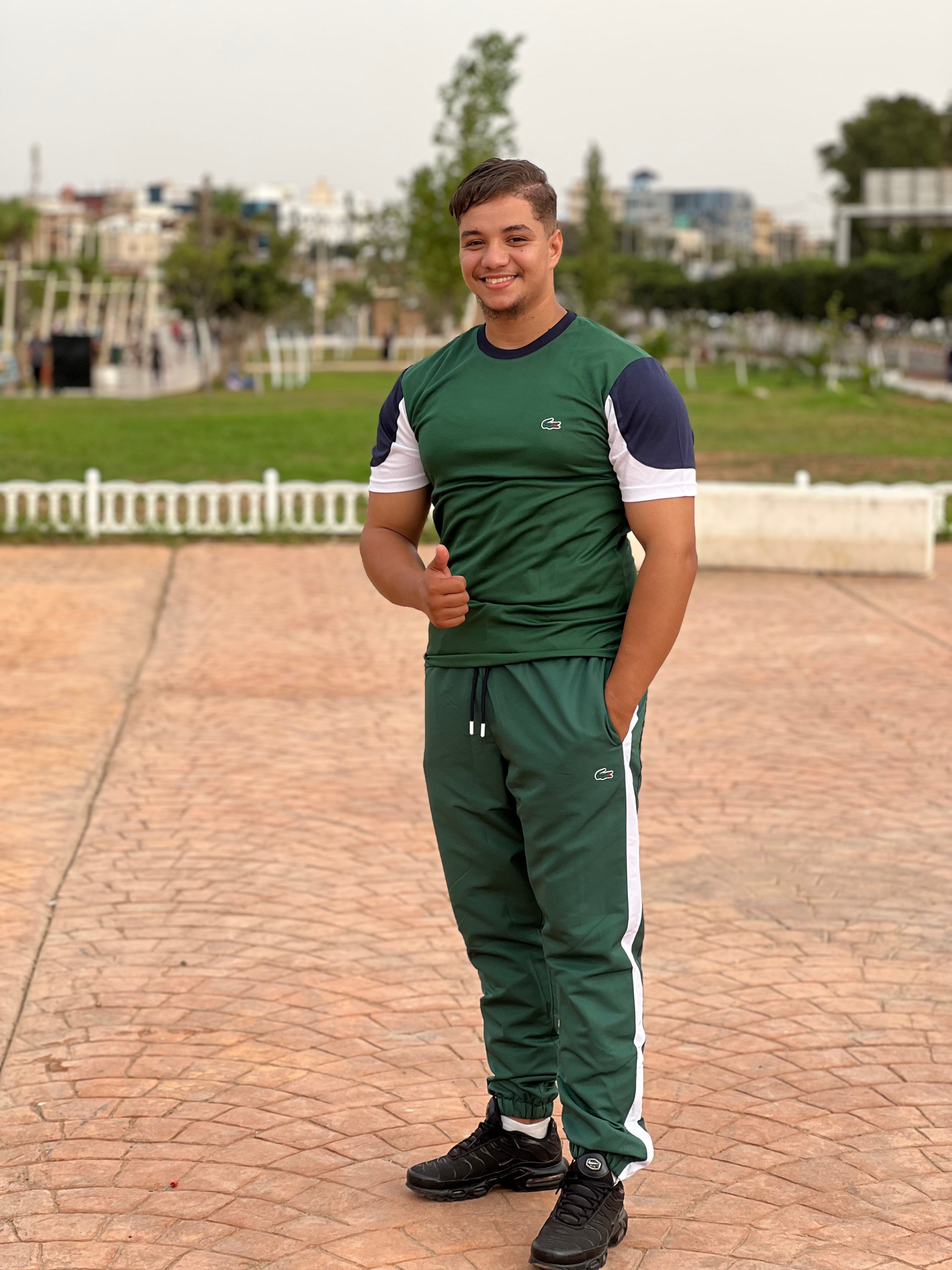 ensemble lacoste 2026